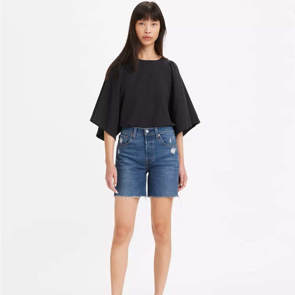 Like New Levi’s 501® Original High Rise Mid-Thigh Women’s Shorts W27